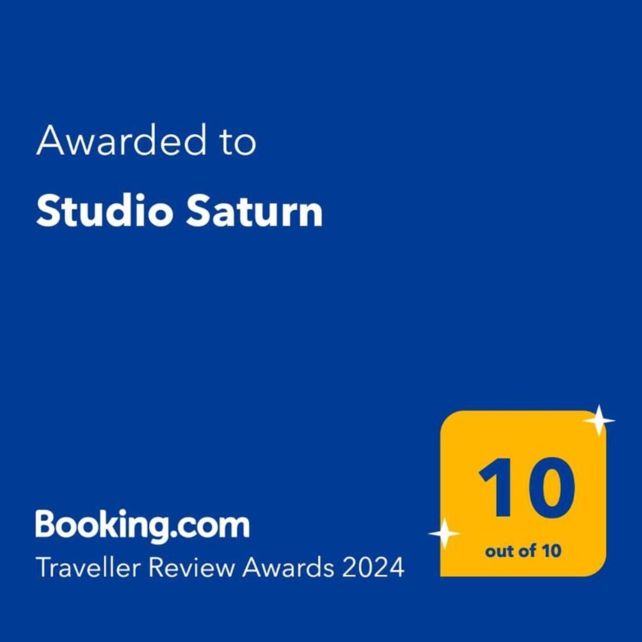 Studio Saturn Bagian luar foto